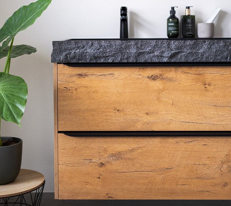 Houten badkamermeubel stenen blad