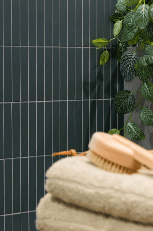 5 zomerse stylingtips voor de keuken en badkamer