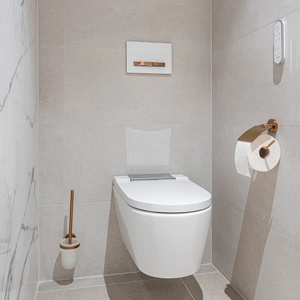 Toilet in lichte kleuren