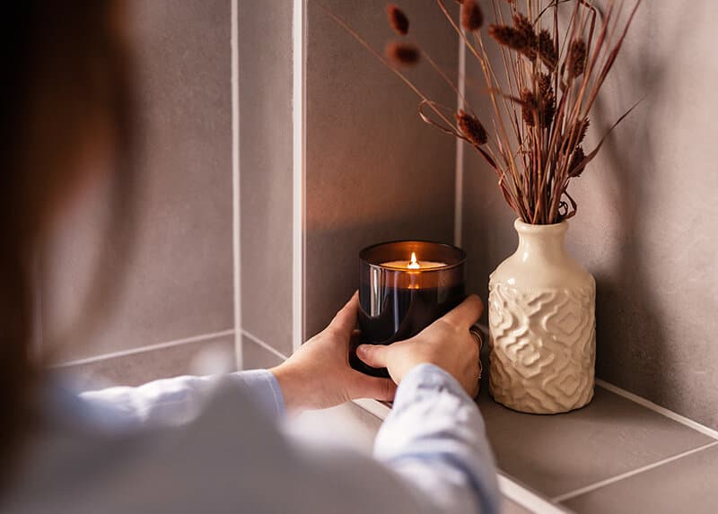 De 8 tips om tot rust te komen in de badkamer