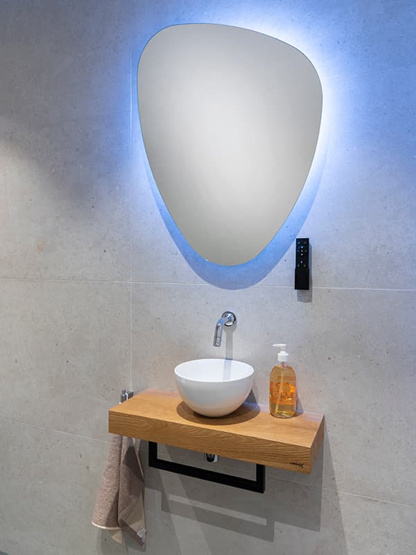 Badkamerspiegel met verlichting