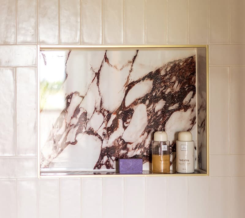 Nis in badkamer