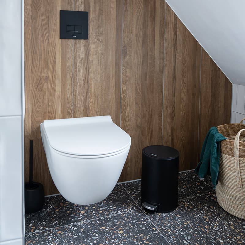 Toilet in badkamer