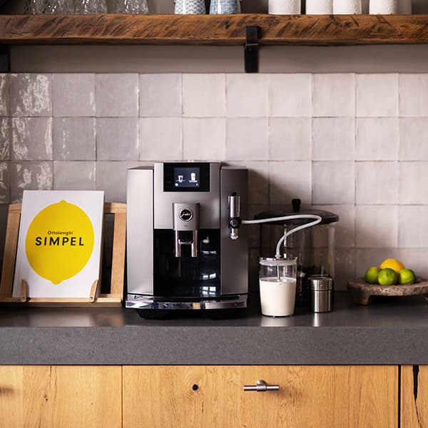 Koffiemachine in keuken