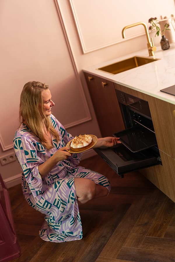 Oven