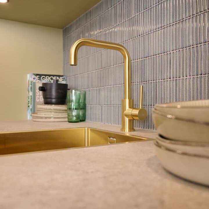 Verschillende stijlen en keuzes in achterwanden Het kiezen van een achterwand kan best lastig zijn. Gelukkig zijn er diverse stijlen en keuzes mogelijk. Brugman zet ze voor je op een rijtje.