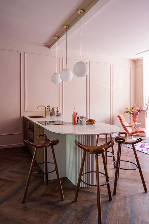 The-Home-Style-Club-keuken-met-lichte-kleuren