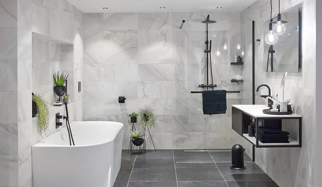 Lichte moderne badkamer