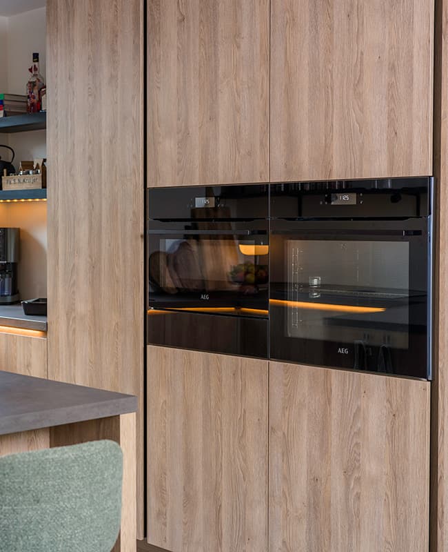 Detail-ovens.jpg Combimagnetron